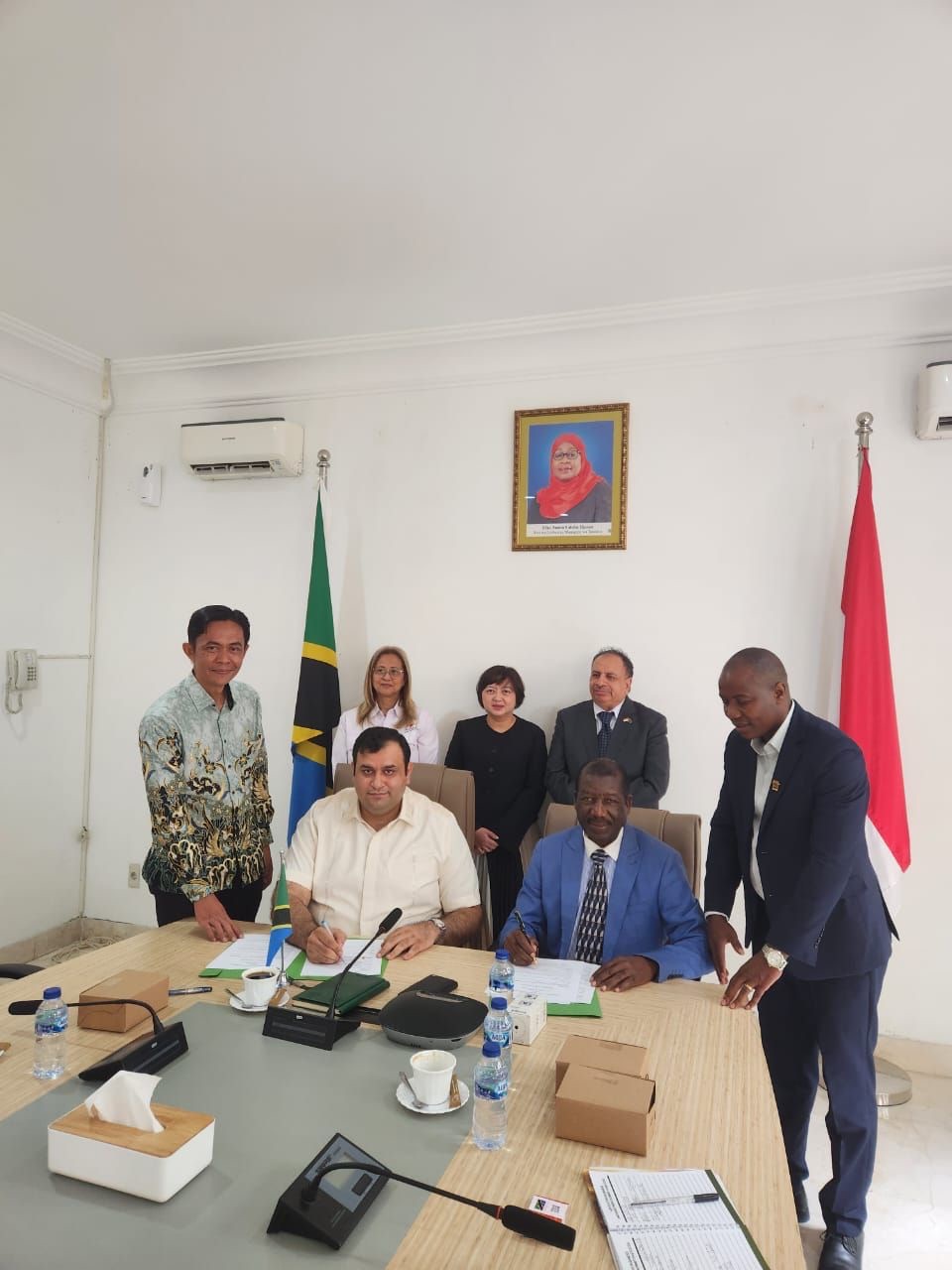 Indonesian and Tanzanian delegates at the MoU signing ceremony, Embassy of Tanzania, Jakarta